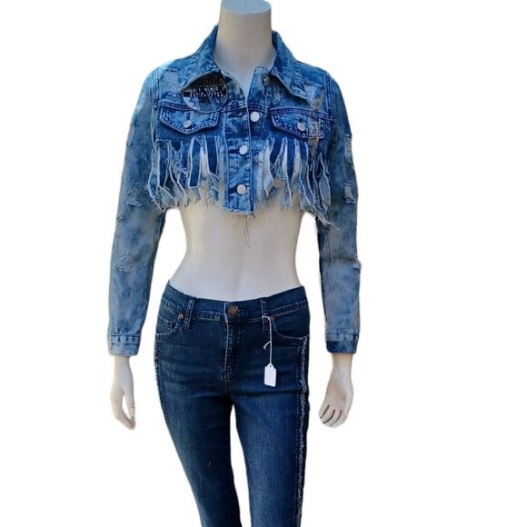 5690...Thrill Tasseled Ripped Crop Long Sleeve Denim Jacket Size Small - Picture 1 of 5